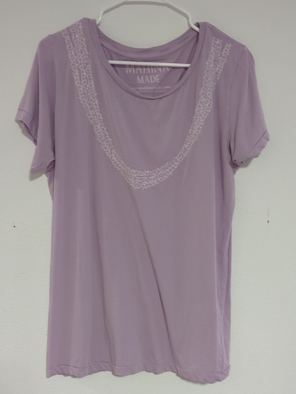Mahina Made Lavender Lei tee